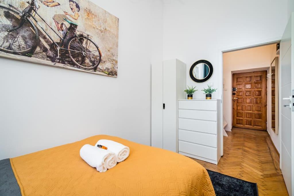 Royal City Apartment 40 M2 كراكوفيا المظهر الخارجي الصورة